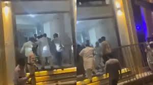 guna, Stone pelting and firing, DJ in procession