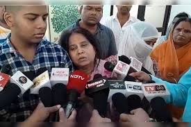 gwalior, In-laws arrived, public hearing