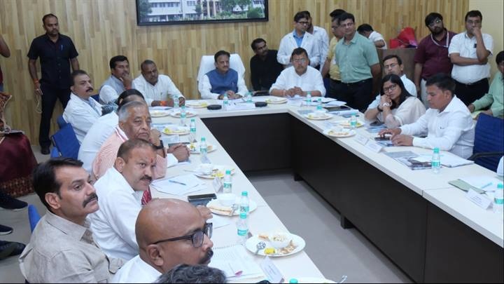 gwalior, Gajra Raja Medical College , Deputy Chief Minister Shukla