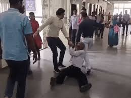 chatarpur, Doctor beats ,elderly patient, video goes viral