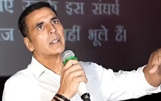 mumbai, Akshay Kumar ,expressed anger  