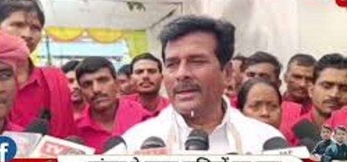 gwalior, MP Kushwaha, discussed with the porters