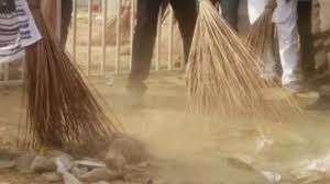 parasia, Safai Karamcharis, strike for five days