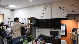 bhopal, Dung, anger   university