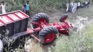 chhatarpur,   trolley returning ,overturned