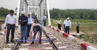 lalkuan, Metro Railway, security inspection