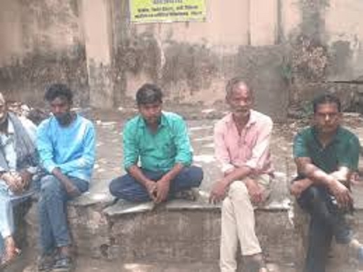 bhopal,   student returning , Salkanpur temple 