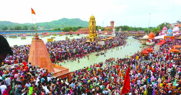 haridwar,   huge crowd , devotees gathered 