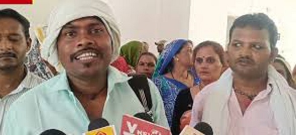 chatarpur, Hostel staff ,erupted in anger