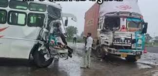 dewas, bus and container ,collision