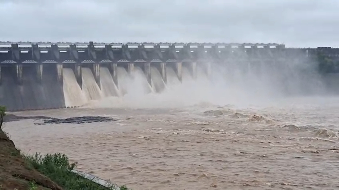 jabalpur, 13 gates , Bargi Dam opened