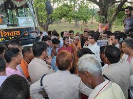 singroli, bus collided ,with motorcycle