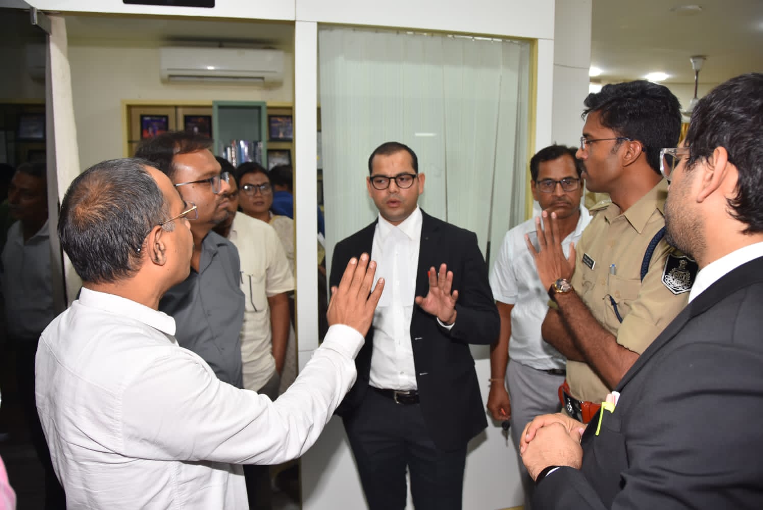 jabalpur, Raid on diagnostic center, history sheeter