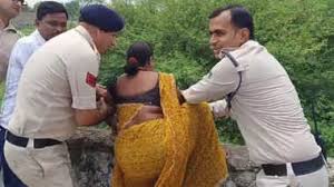 dewas, Tried to jump, Collectorate