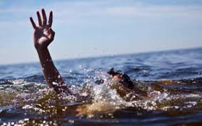 dewas, Young men , drowning