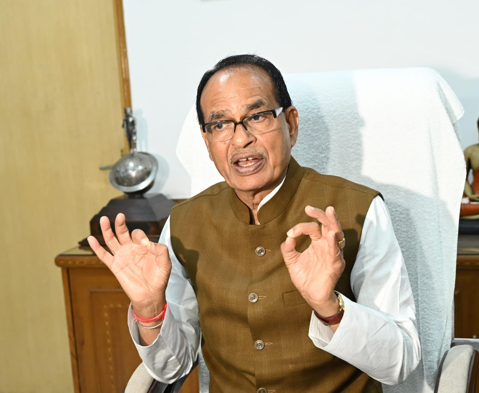new delhi, Bima Sakhi Yojana, Shivraj Singh