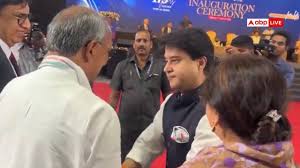 bhopal, Scindia took a shot , took Digvijay 