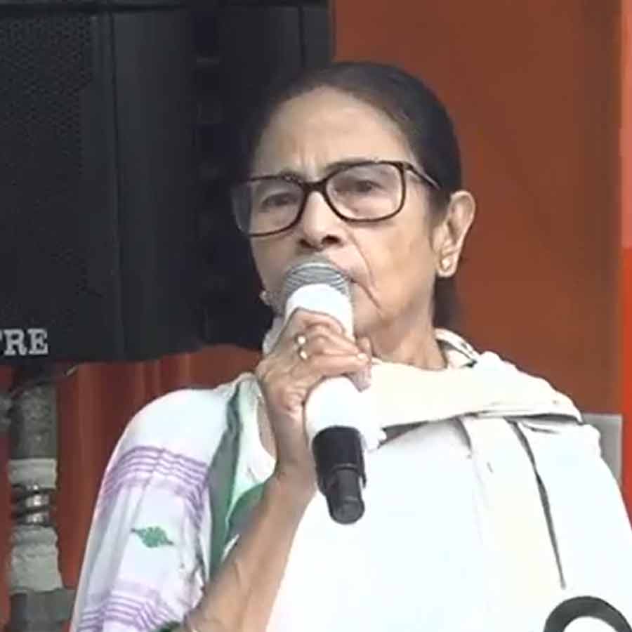 kolkata,   action against intruders ,Mamata Banerjee
