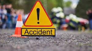 dewas,   car coming, dumper