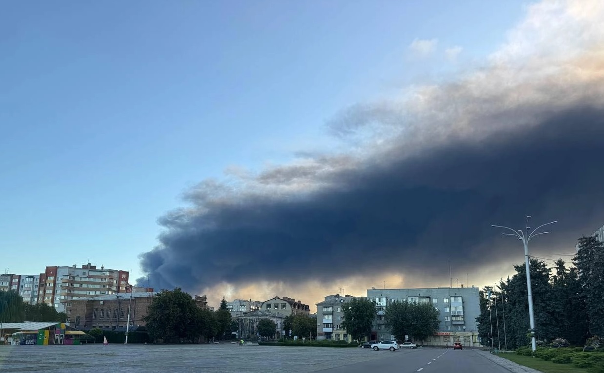 ukrain, Russia launches air strike , Ukraine amidst peace 