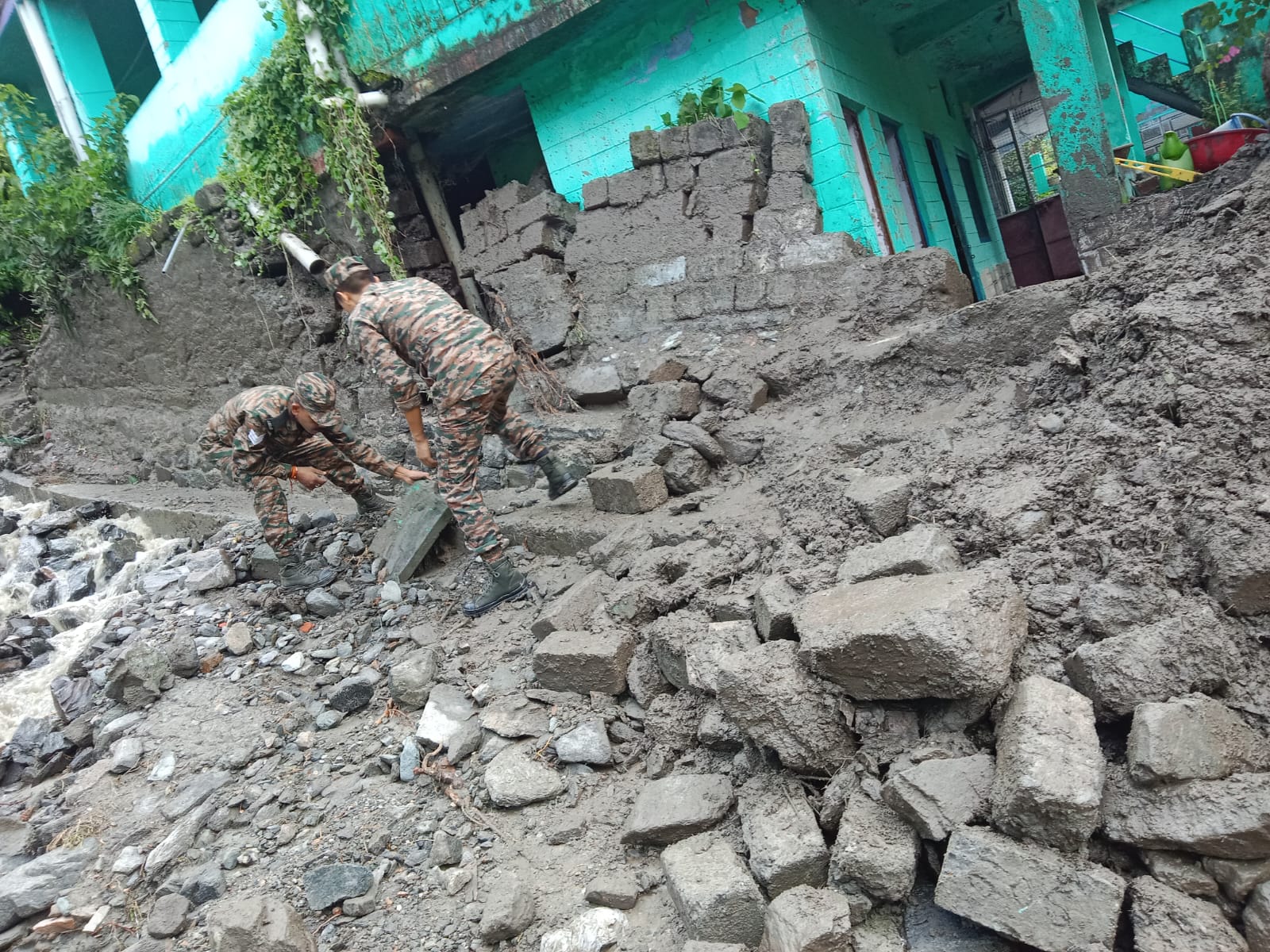 dehradoon, Cloudburst causes, massive destruction 