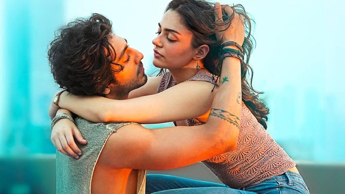 mumbai, Ahaan Pandey