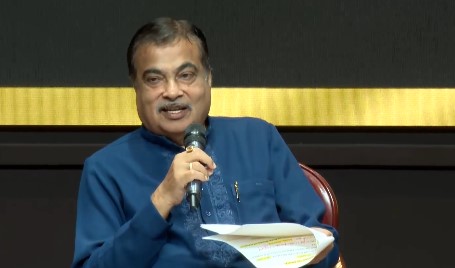 new delhi,   20 lakh buses, Gadkari