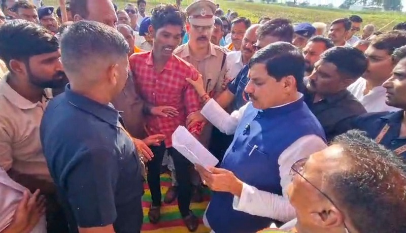 bhopal, Chief Minister, decision on the spot