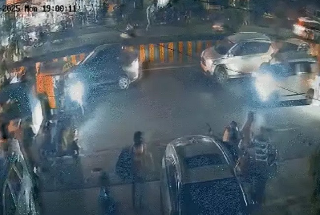 indore, Drunk driver ,caused havoc