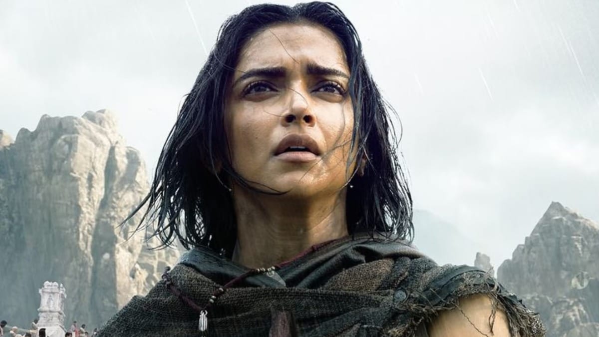 mumbai, Deepika Padukone, 