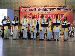 gwalior, Students received gold medals, convocation ceremony