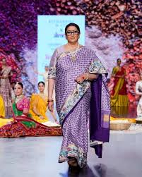 new delhi, Smriti Irani ,walked the ramp 