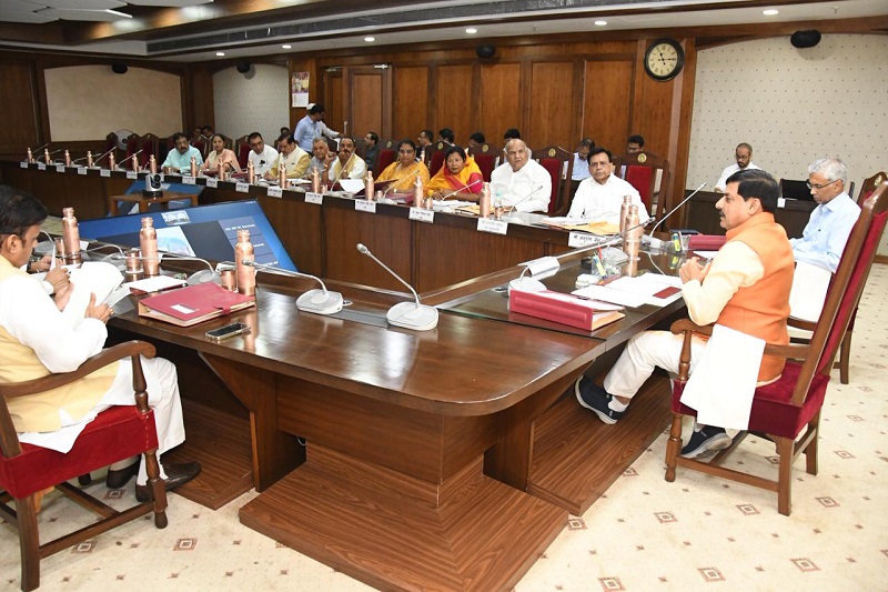 bhopal, Cabinet, scheme of providing crop loans  