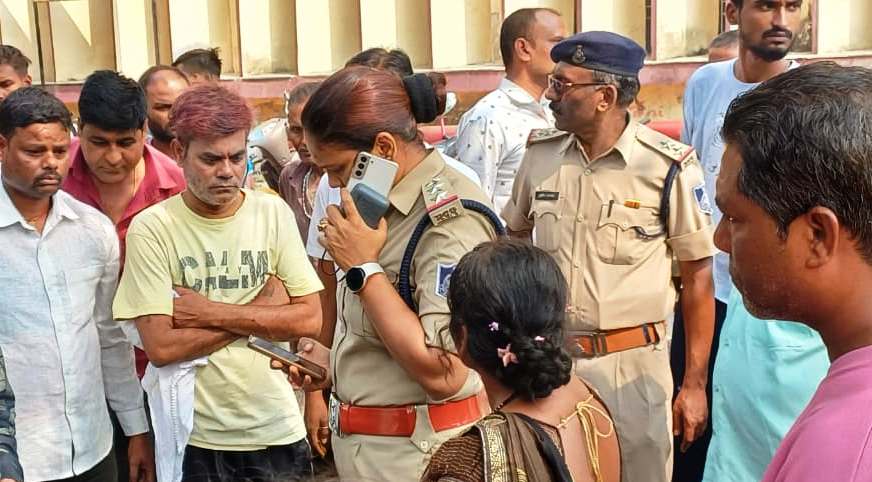 jabalpur,   younger brother killed , sister-in-law