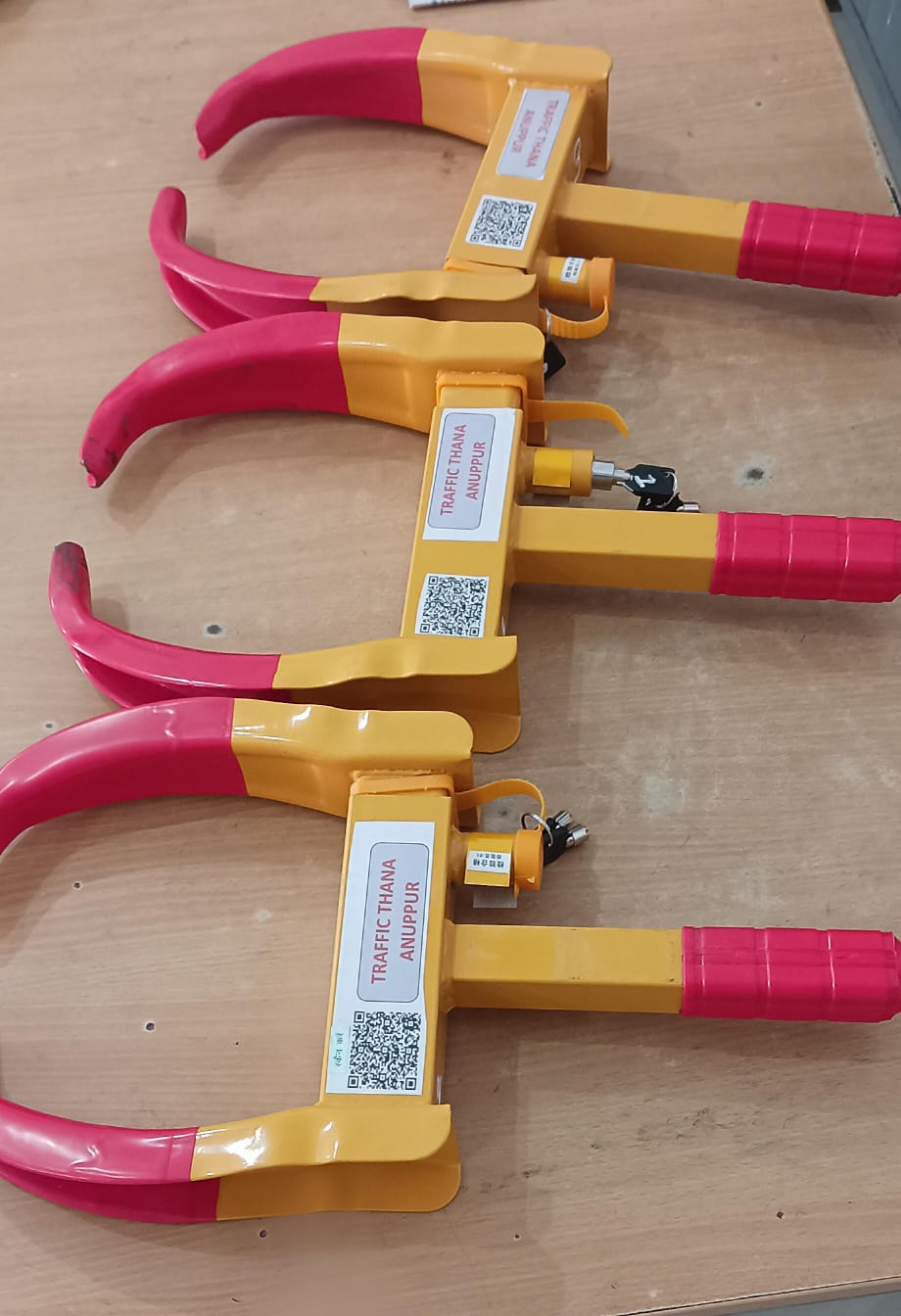 anuppur, Wheel lock ,wrong parking