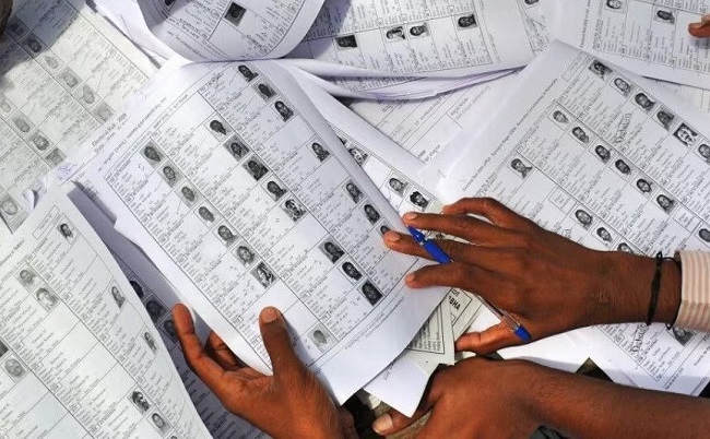 bhopal, Appeal for cooperation ,voter list