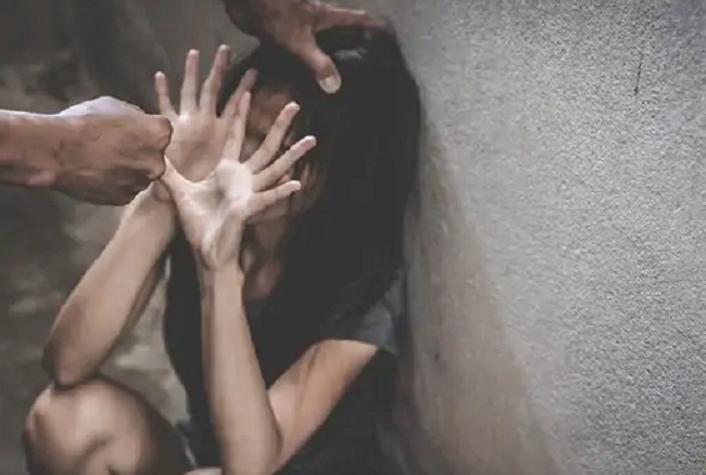 maugabj, 14-year-old girl ,student gang-raped 