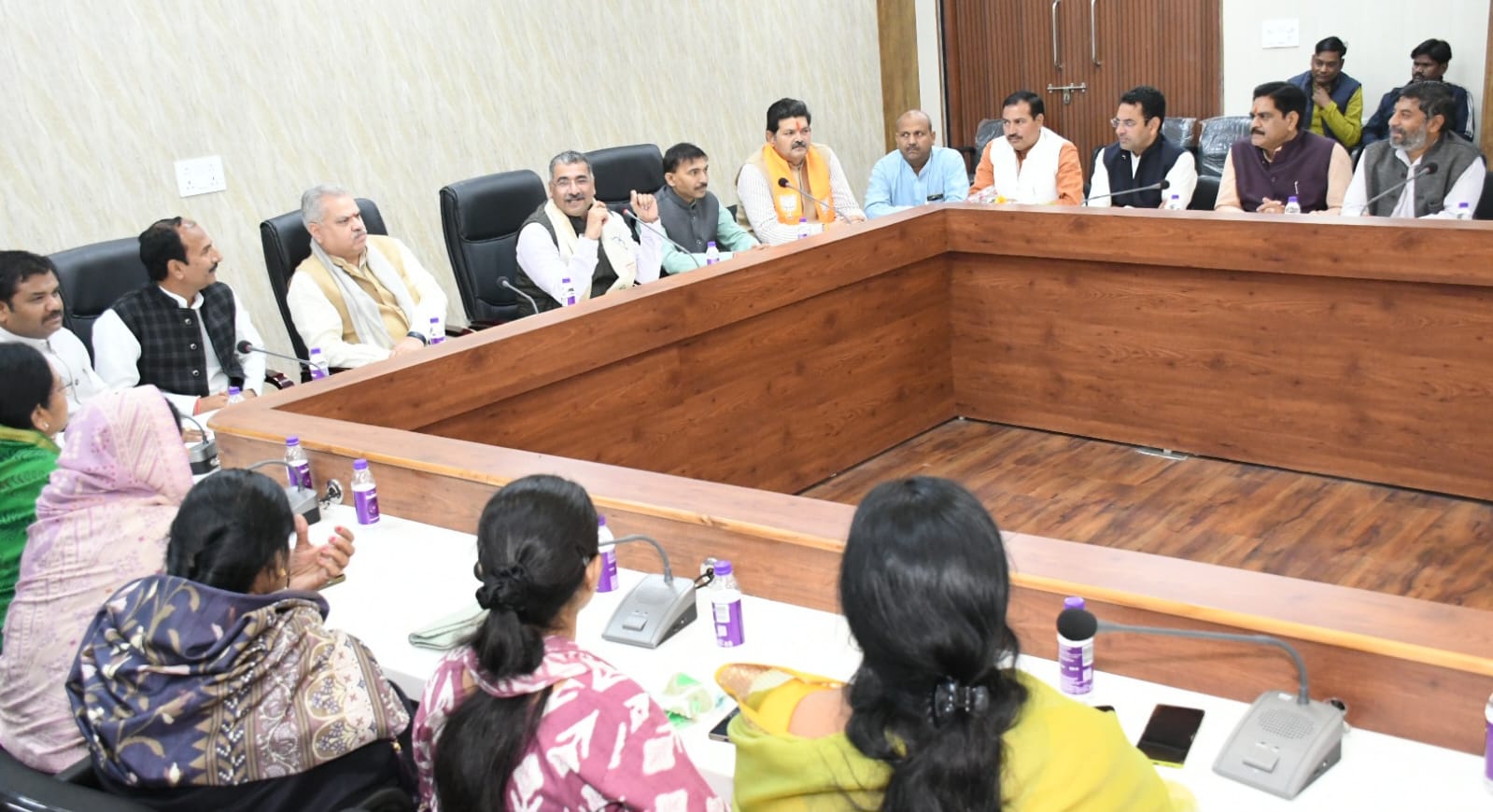 gwalior, Make SIR work a priority, councillors should regularly 