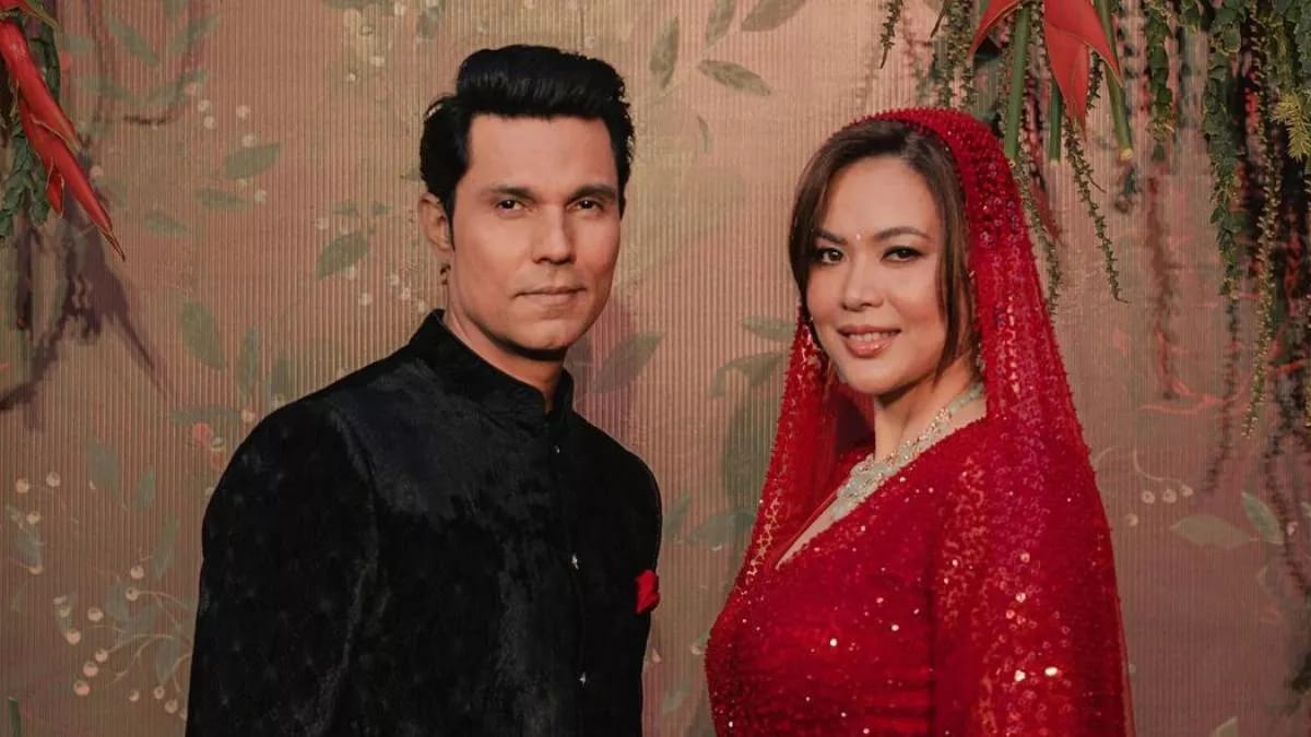 mumbai, Randeep Hooda, wedding anniversary