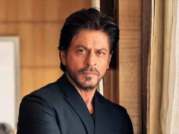 Mumbai ,Political pressure,   Shah Rukh Khan ,  Bangladeshi player