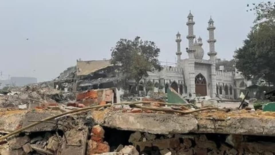  Delhi,  stone pelting case,  Police action , intensified