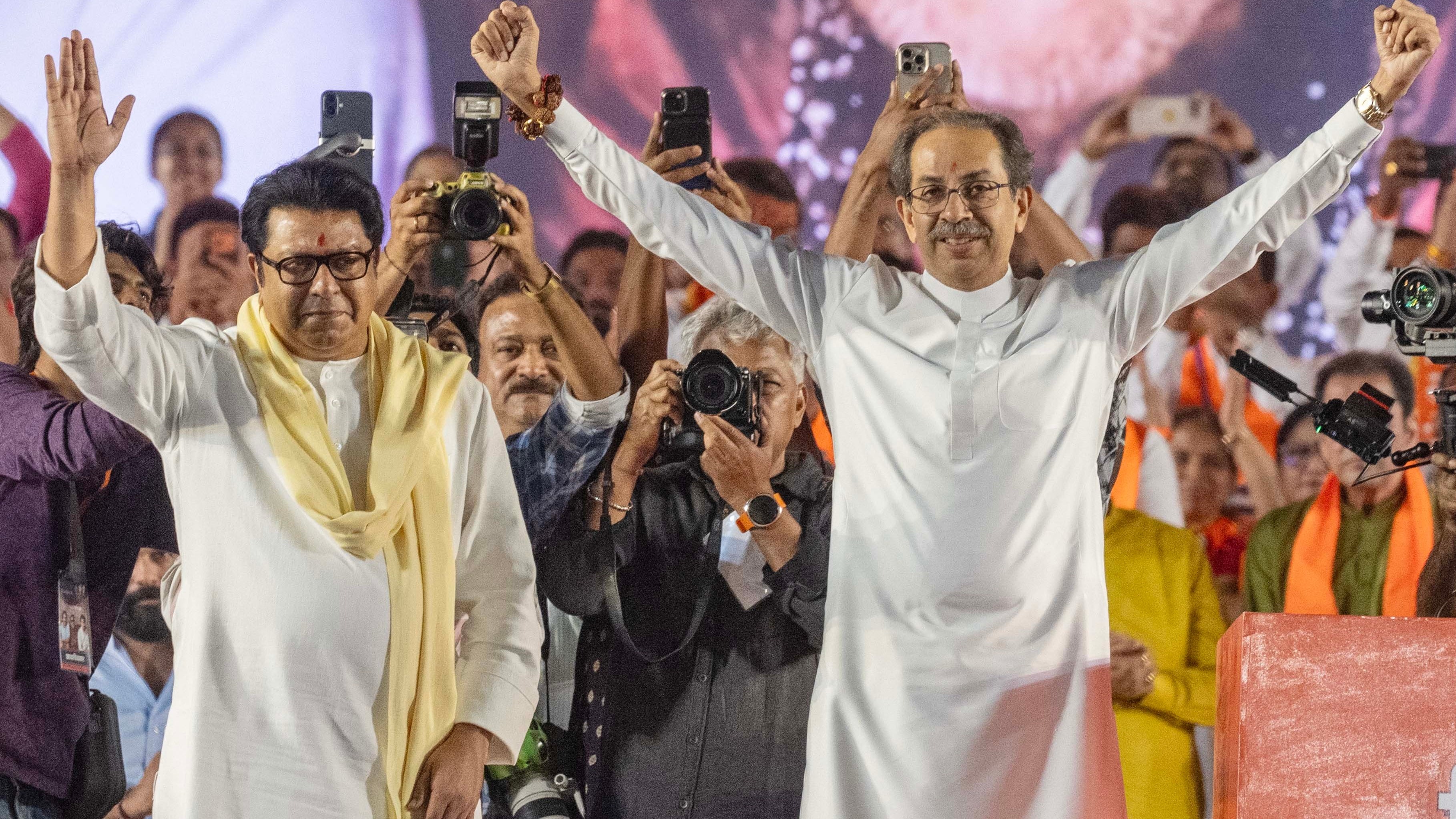 Mumbai ,Raj Thackeray,  sharp statement,  Hindi ,  Maharashtra