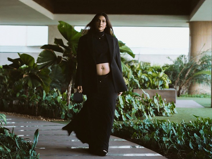 Bollywood , Sonam Kapoor,stylish maternity , photoshoot,her second pregnancy