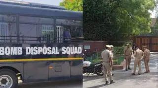New Delhi,Bomb threats ,Gurugram ,schools,Dwarka Court ,found , fake,investigation