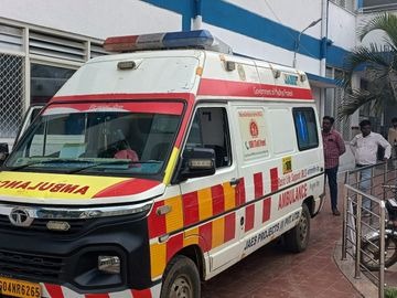 Jabalpur, Jabalpur ,District Hospital, ambulance service ,seriously poor.