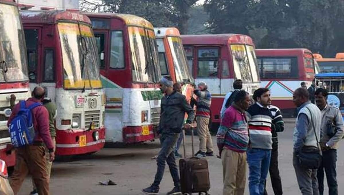 Crowd-jam effect,Haridwar, roadways passengers,charged extra fare