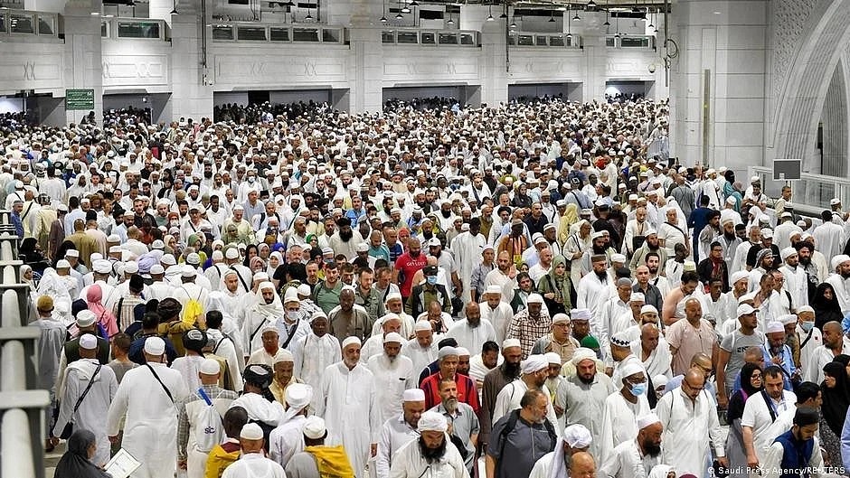 year, number, Haj pilgrims,Madhya Pradesh,doubled, crossing 8,000.