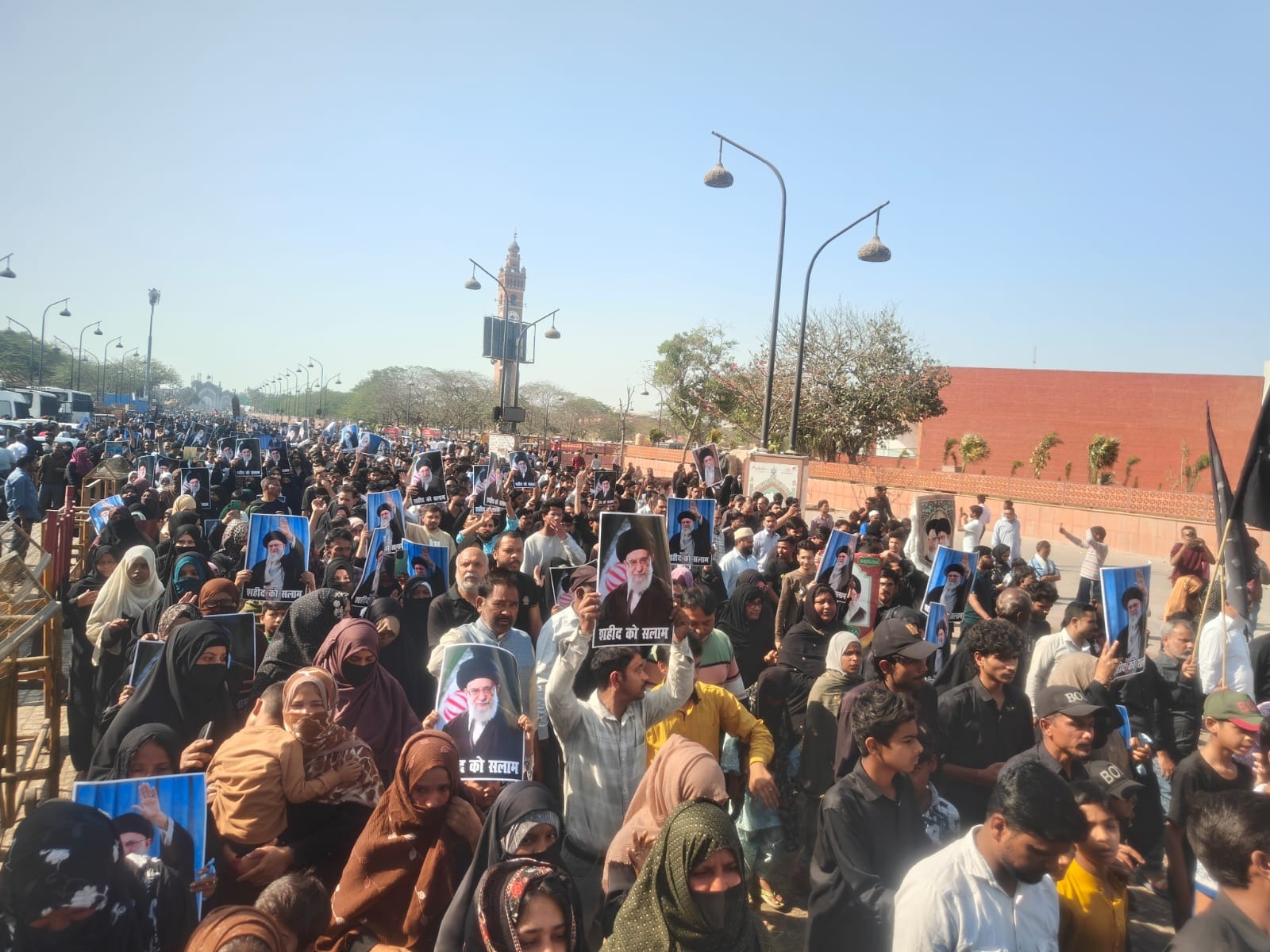 Shia community protests,Jaipur over death of Iran Supreme Leader