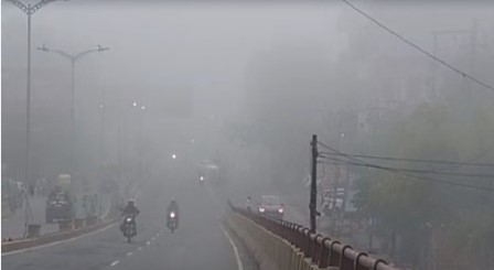 Weather changes in Delhi-NCR: Rain turns to fog and cold, temperature drops to 14°C