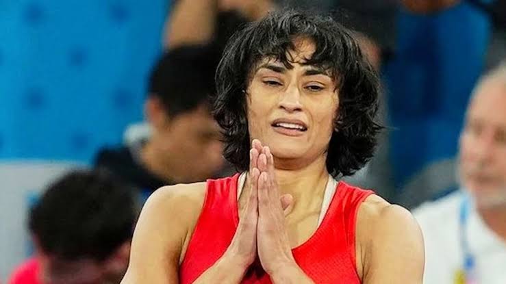Vinesh Phogat , Delhi High Court; WFI directed 